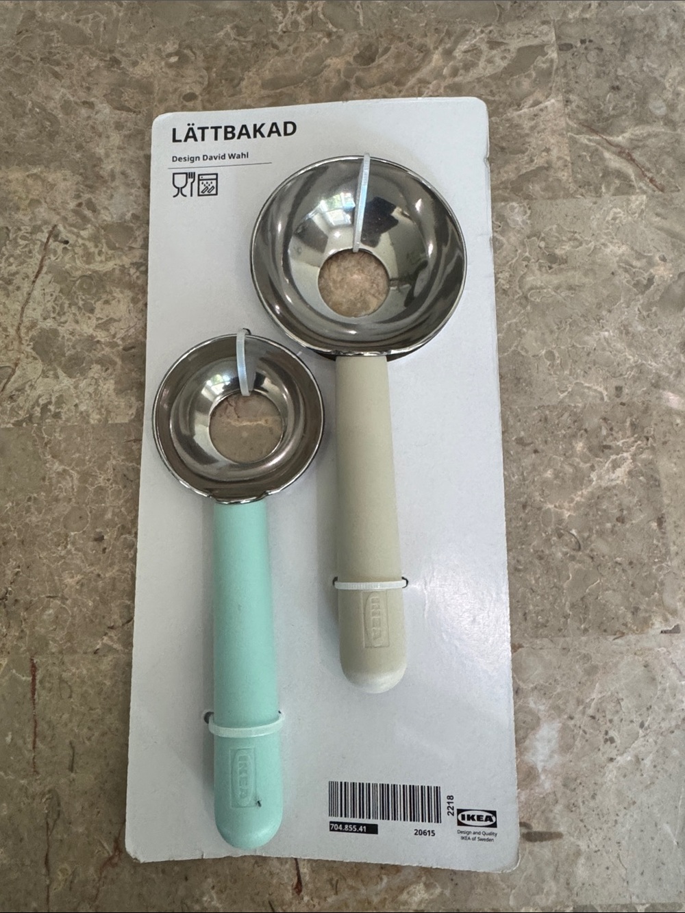 IKEA LÄTTBAKAD cookie dough Scoops in Mint Green & Cream